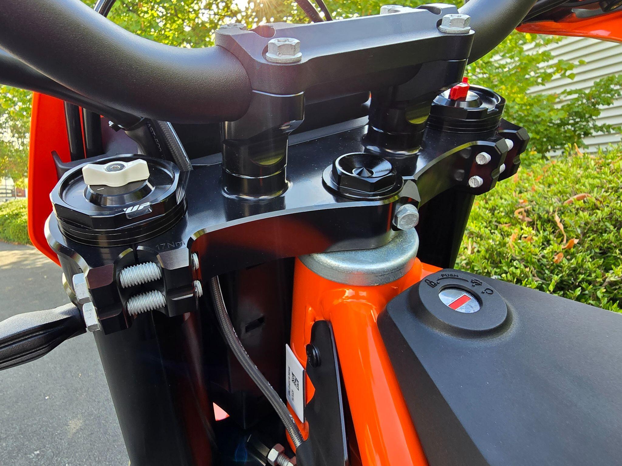 2026 KTM 690 X-Ring Euro 5